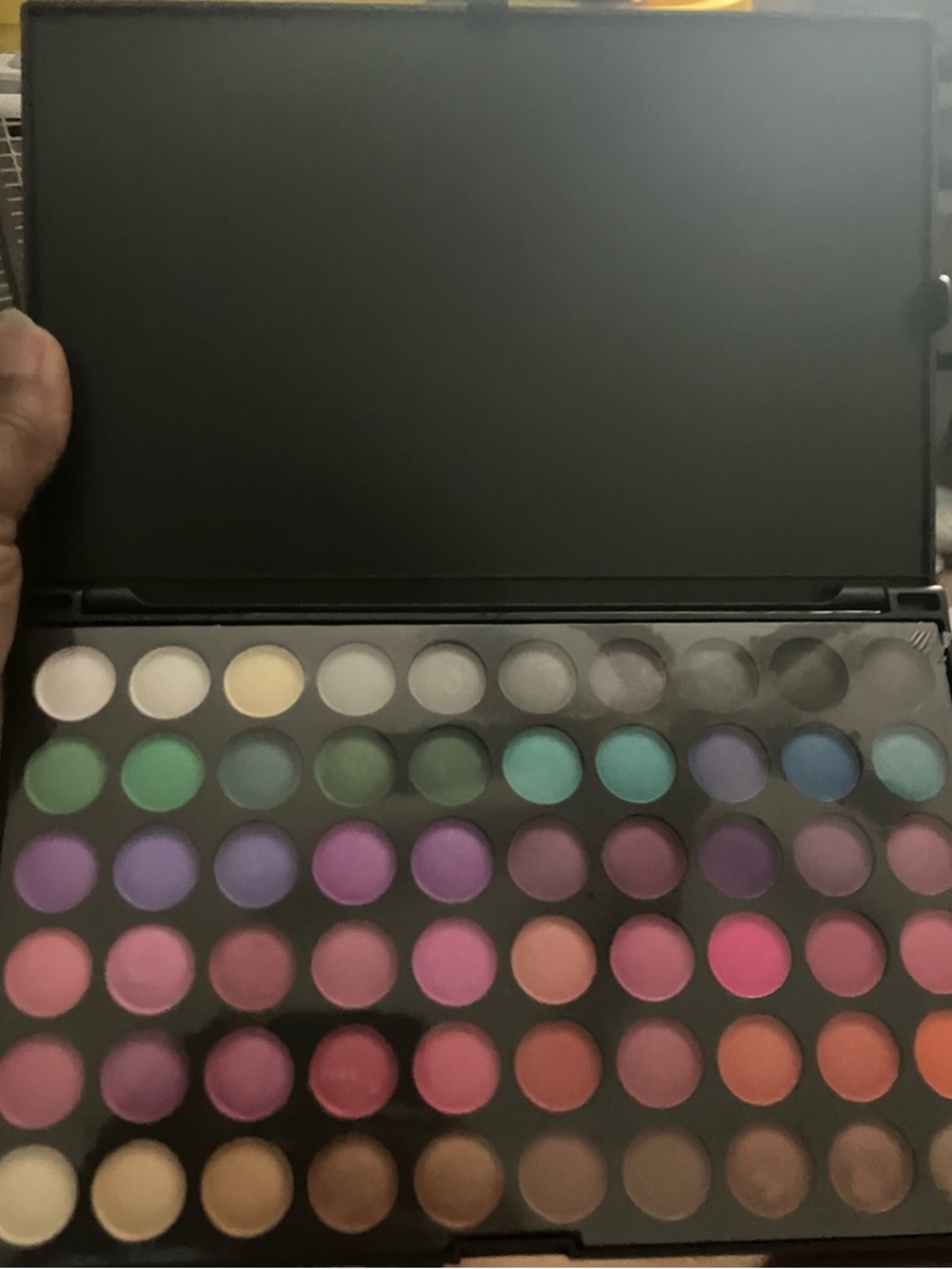 Vibrant Multicolor Eyeshadow Palette - Assorted Shades